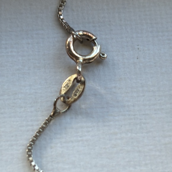 Elegant 925 Sterling Silver chain and faceted oval Citrine Pendant Necklace. - Picture 4 of 7